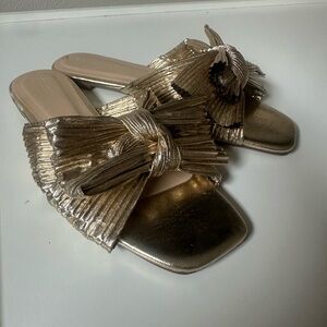 Bamboo Gold Metallic Pleated Bow Slide Sandals | Square Toe | Size 8